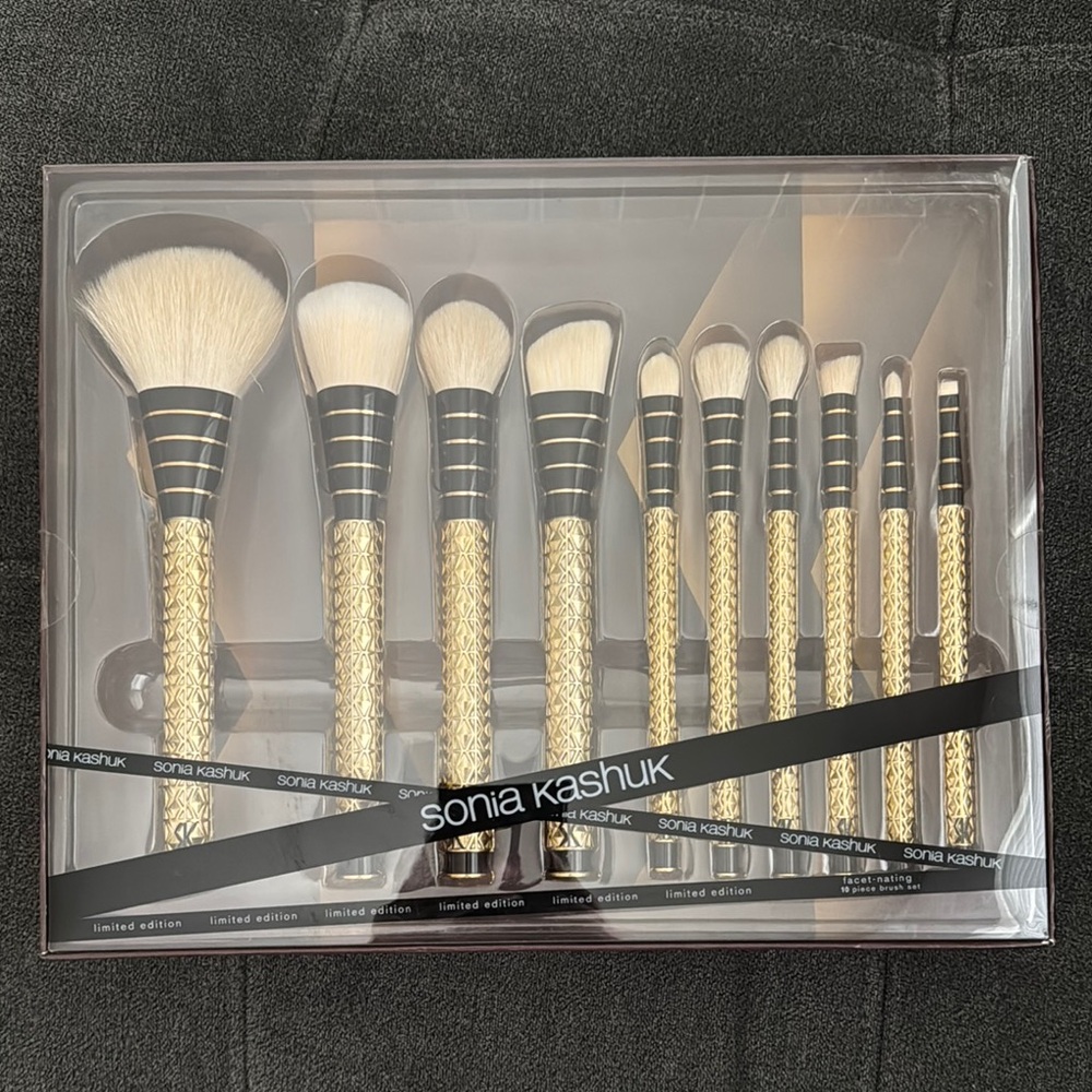 Sonia Kashuk Gold Makeup Brush Set